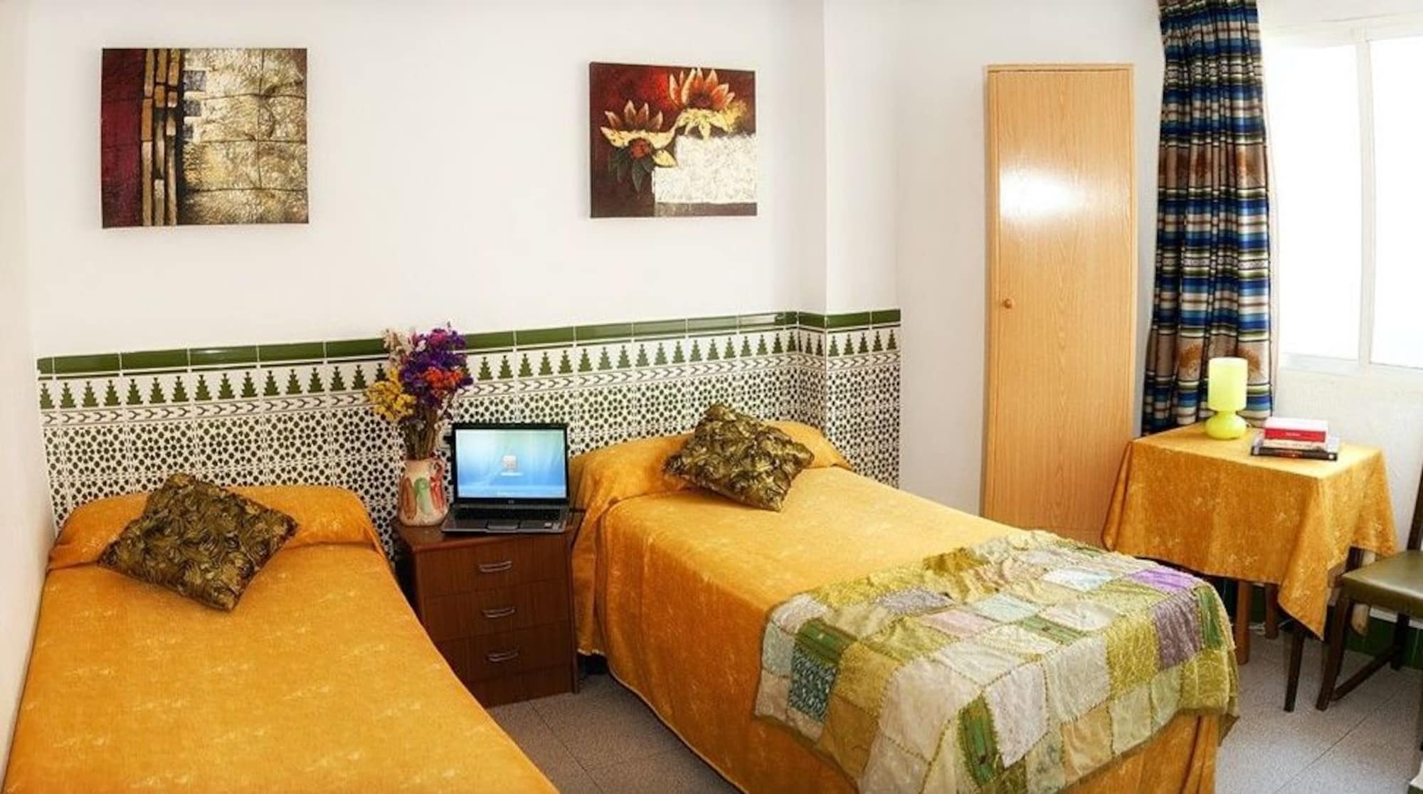 Hostal Estacion Almeria Exterior photo