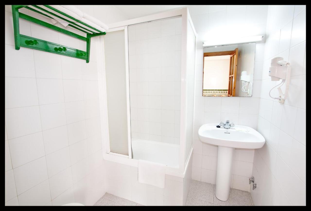 Hostal Estacion Almeria Room photo